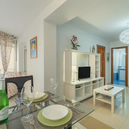 Disfruta Vacaciones Familiares Piso Frente Al Mar شقة