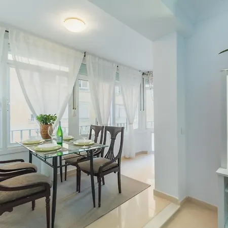 Disfruta Vacaciones Familiares Piso Frente Al Mar Апартаменти