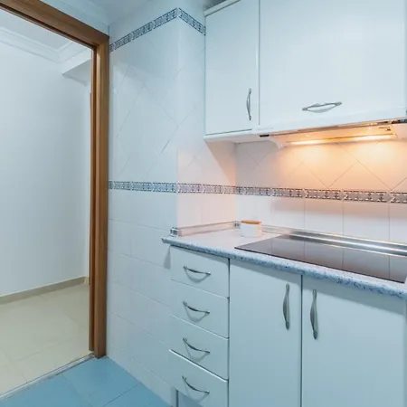 Disfruta Vacaciones Familiares Piso Frente Al Mar Апартаменти *