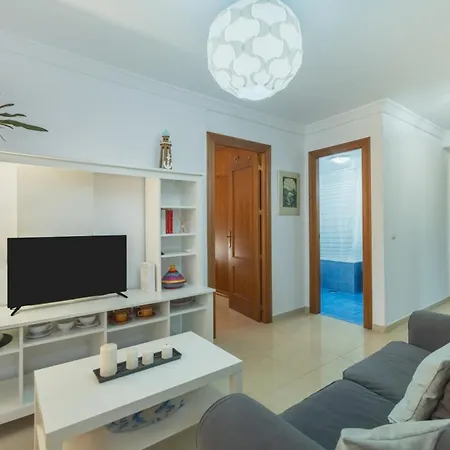 Disfruta Vacaciones Familiares Piso Frente Al Mar Апартаменти *