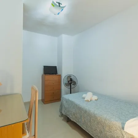 Disfruta Vacaciones Familiares Piso Frente Al Mar Кадіс