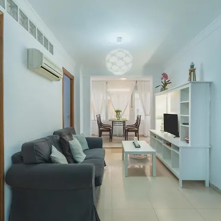 Disfruta Vacaciones Familiares Piso Frente Al Mar Lägenhet