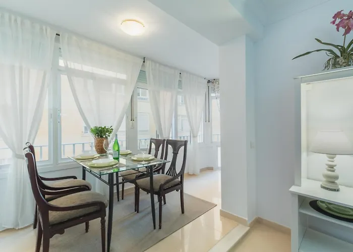 Disfruta Vacaciones Familiares Piso Frente Al Mar Lägenhet